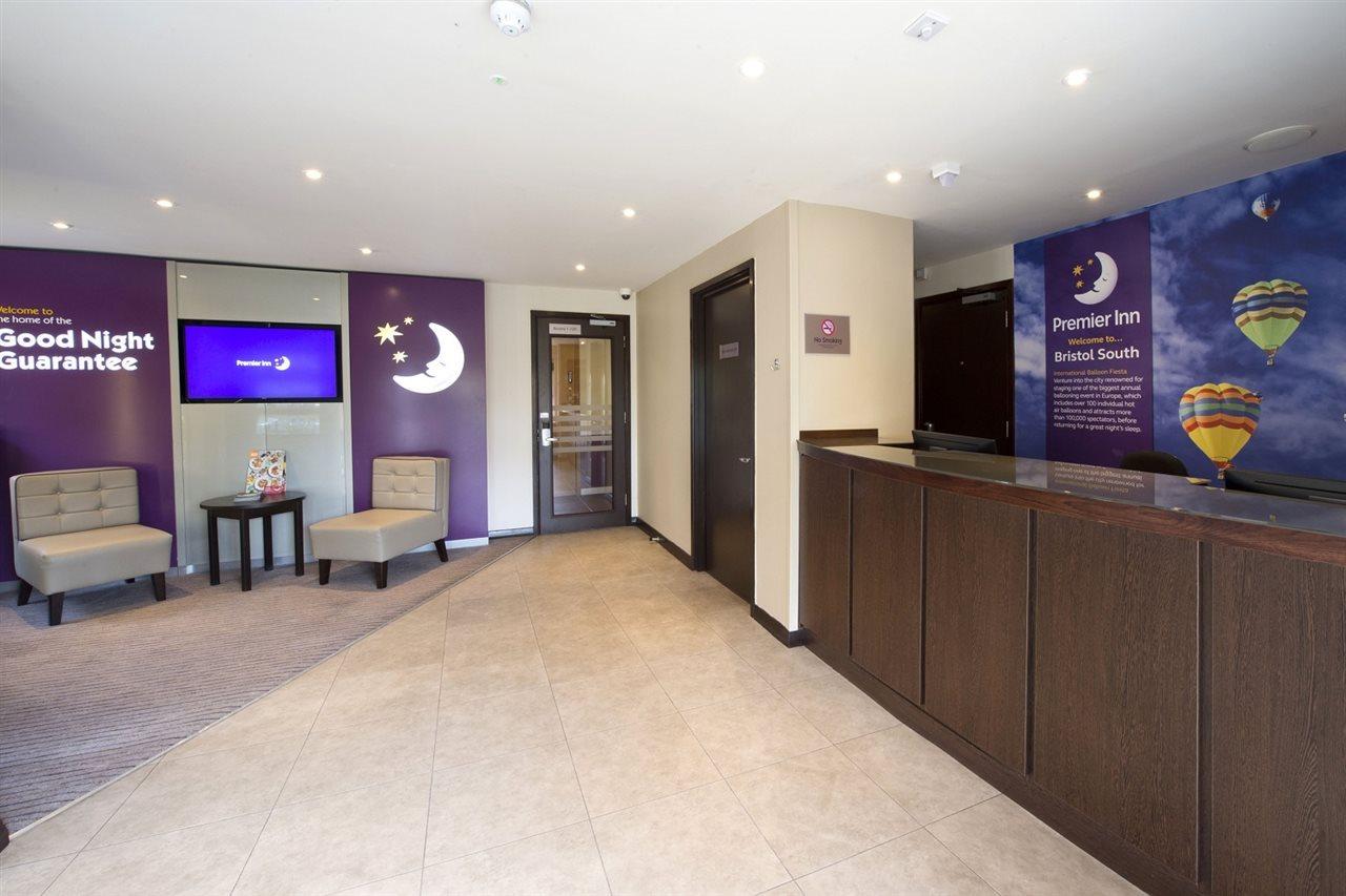 Premier Inn Bristol South Ngoại thất bức ảnh